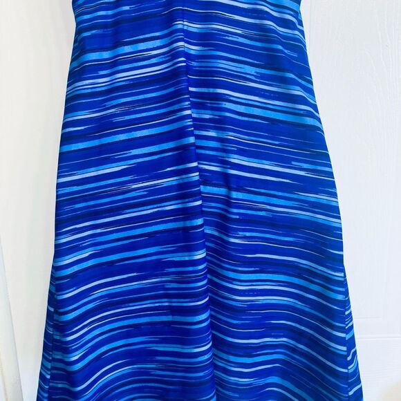 Athleta 984279 Printed Shorebreak Swim Dress Blue UPF 50+ Petite Size XXSP - Picture 8 of 10